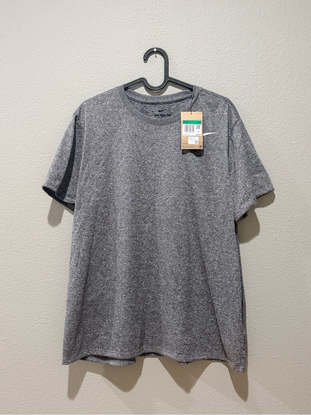 Nike Women’s Training Grey Short Sleeve Performance Tee Size XL